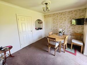 Breakfast room- click for photo gallery